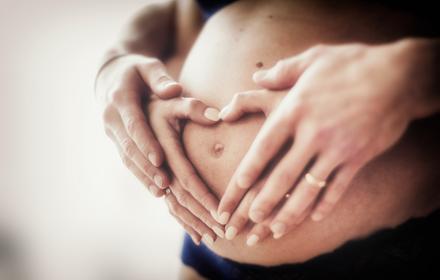 Fertilità e terapie per sconfiggere il cancro immagine di anteprima